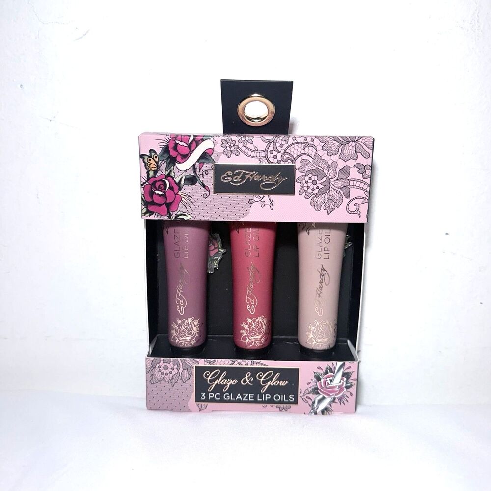 Ed Hardy Glaze & Glow 3 Pc Lip Oils Lip Gloss Set with Charms New In Box